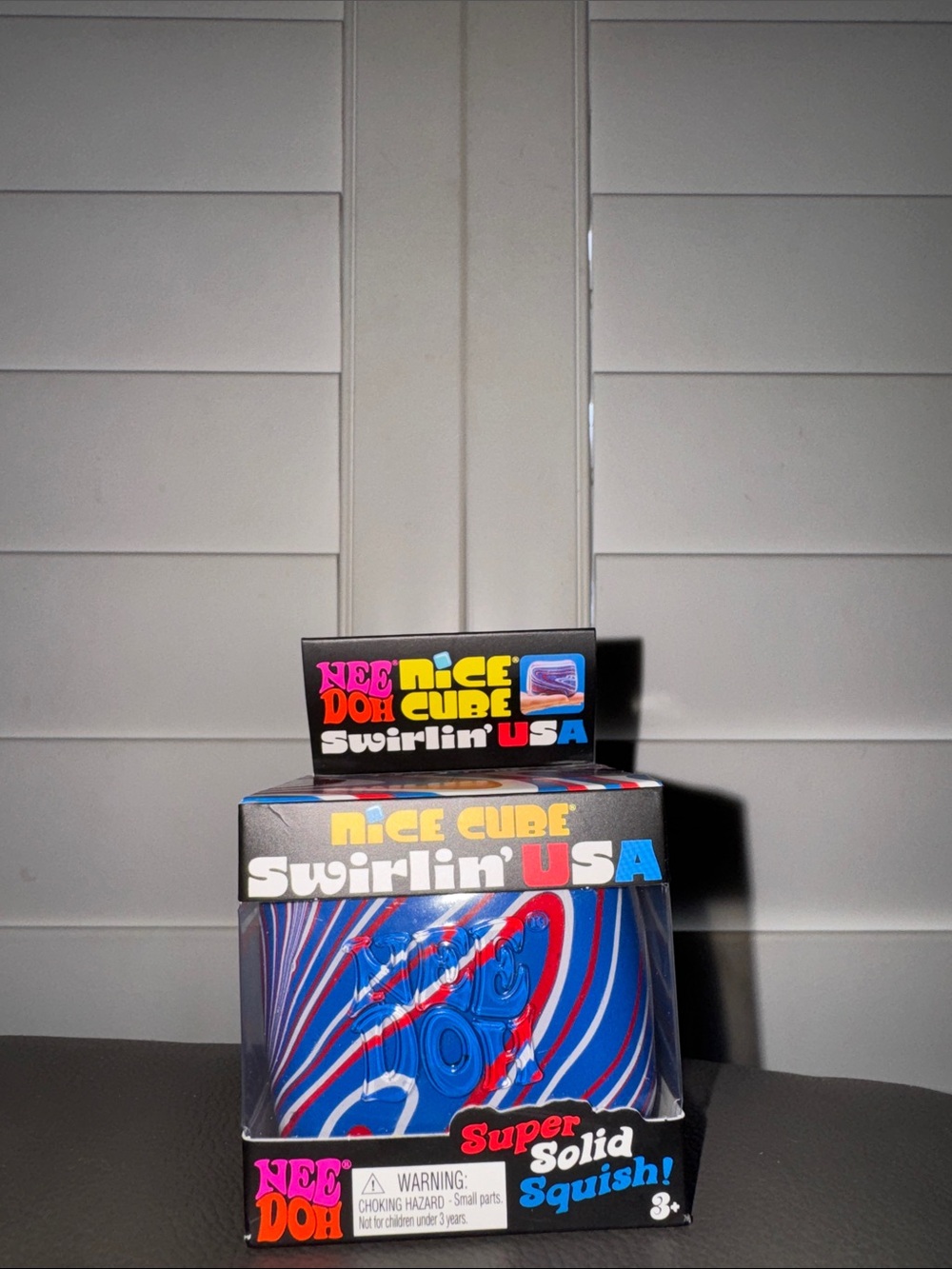 NeeDoh Nice  Cube Swirlin' USA Squishy Putty - Blue, Red, White